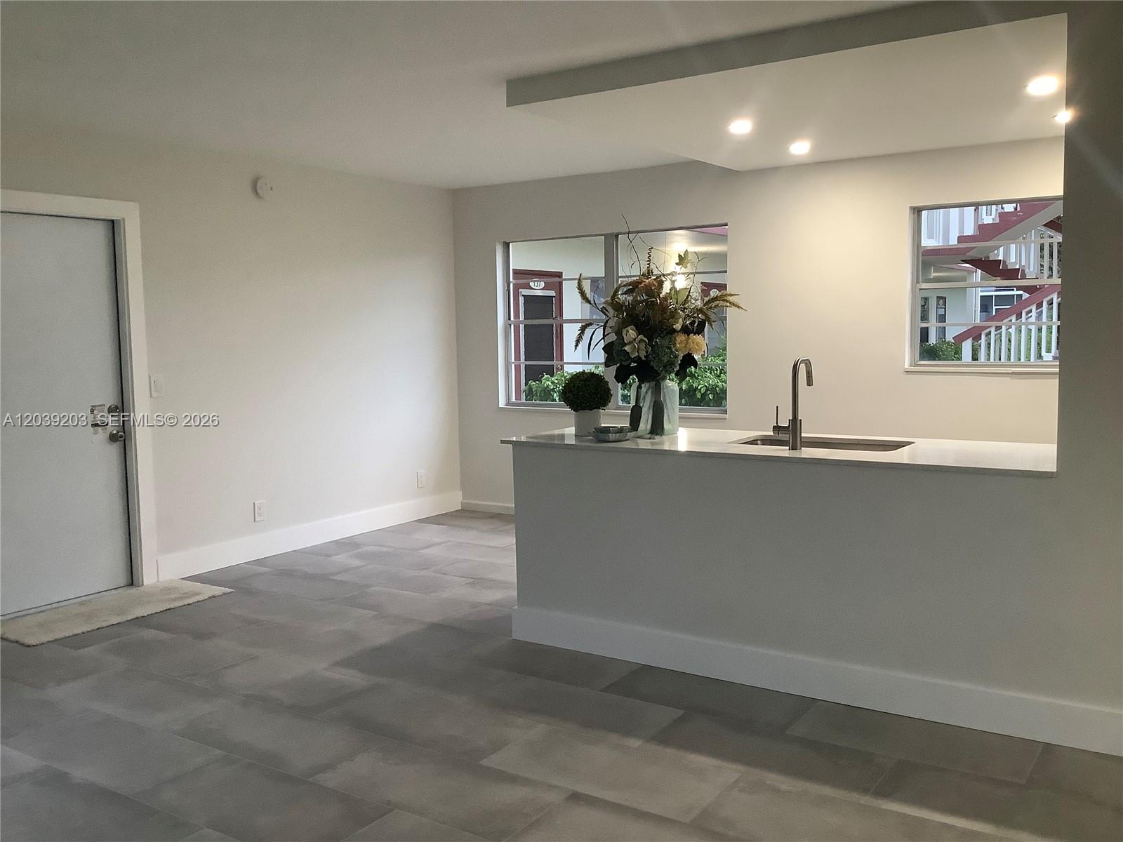 136 Brighton D, Unit 136 Boca Raton, FL 33434 - Photo 3 of 46