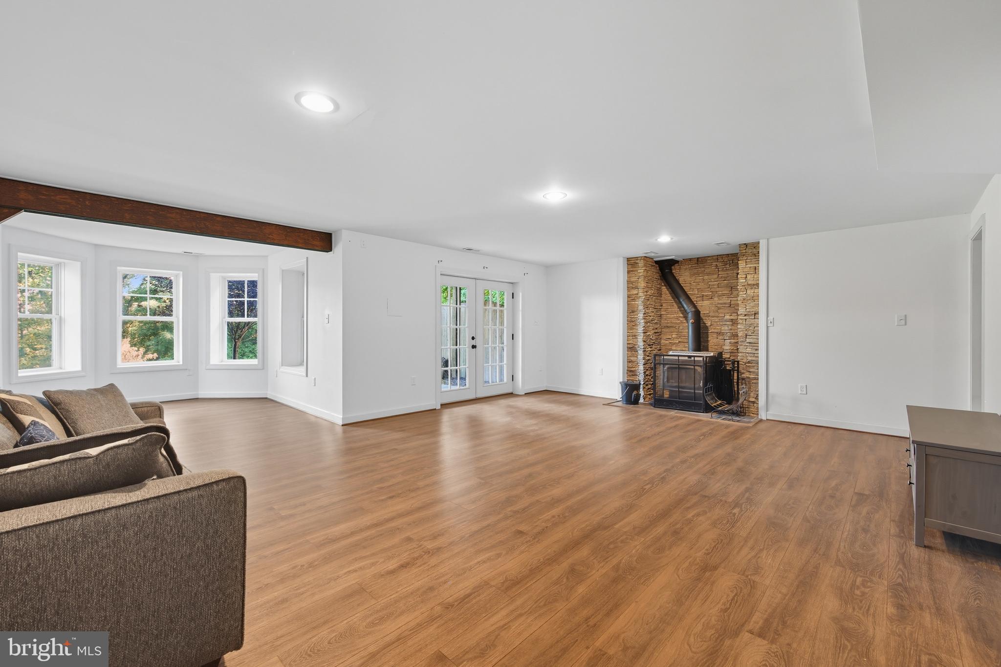540 Mcdonalds Farm Road Linden, VA 22642 - Photo 43 of 60 a view of empty room with wooden floor and fan