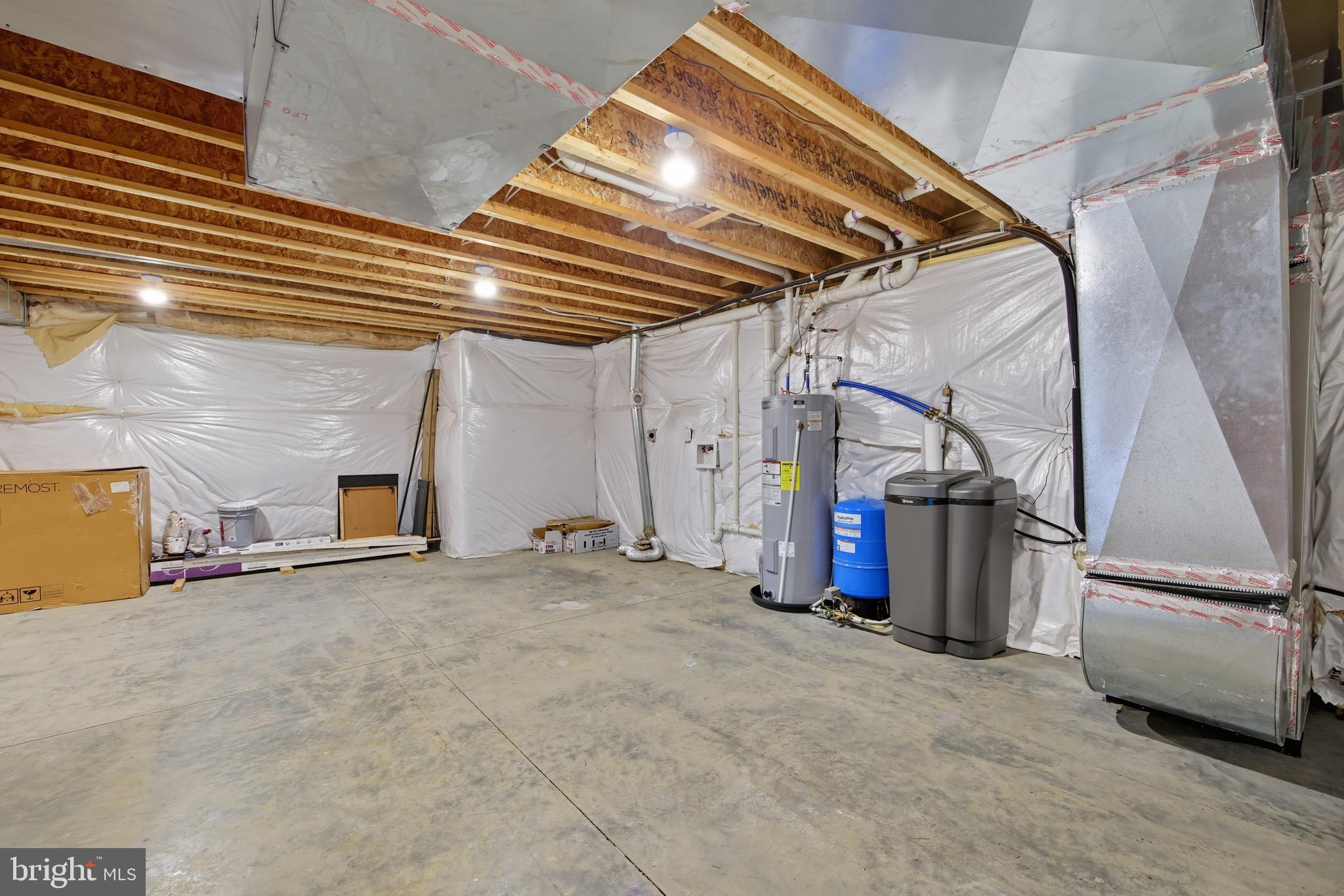 540 Mcdonalds Farm Road Linden, VA 22642 - Photo 45 of 60 a view of a garage