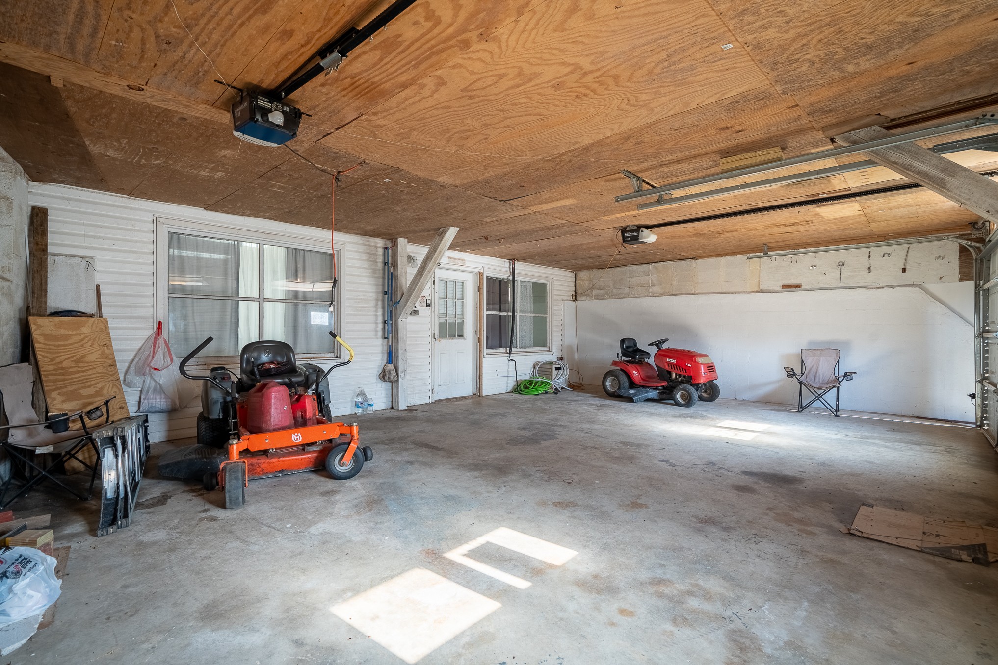 75 Buie Road Summertown, TN 38483 - Photo 23 of 27 a view of a garage