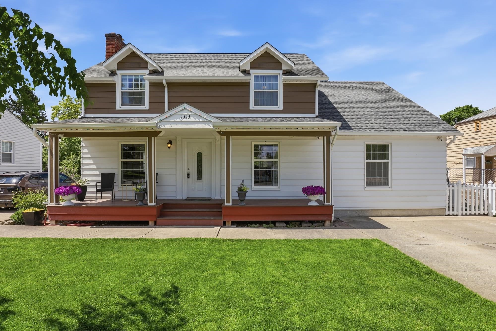 1315 North Farr Road Spokane Valley, WA 99206 - Photo 1 of 50