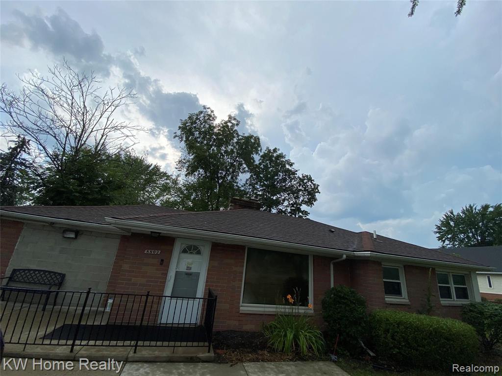 8802 Wayne Road Romulus, MI 48174 - Photo 1 of 30