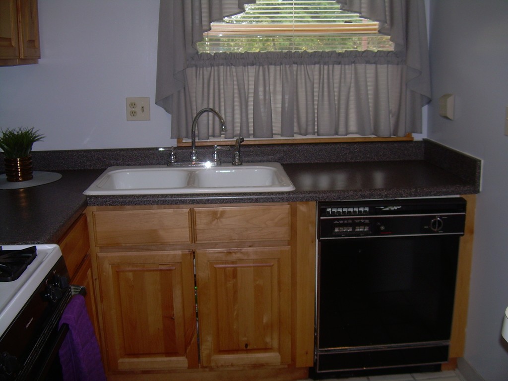 12 Northridge Road, Unit 12 Beverly, MA 01915 - Photo 3 of 26 Gallery Image 3