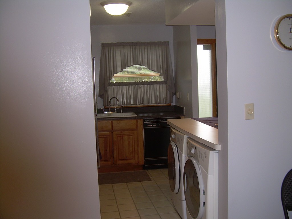 12 Northridge Road, Unit 12 Beverly, MA 01915 - Photo 8 of 26 Gallery Image 8