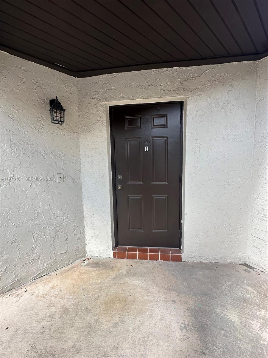 14975 Southwest 48th Terrace, Unit 25E Miami, FL 33185 - Photo 2 of 16