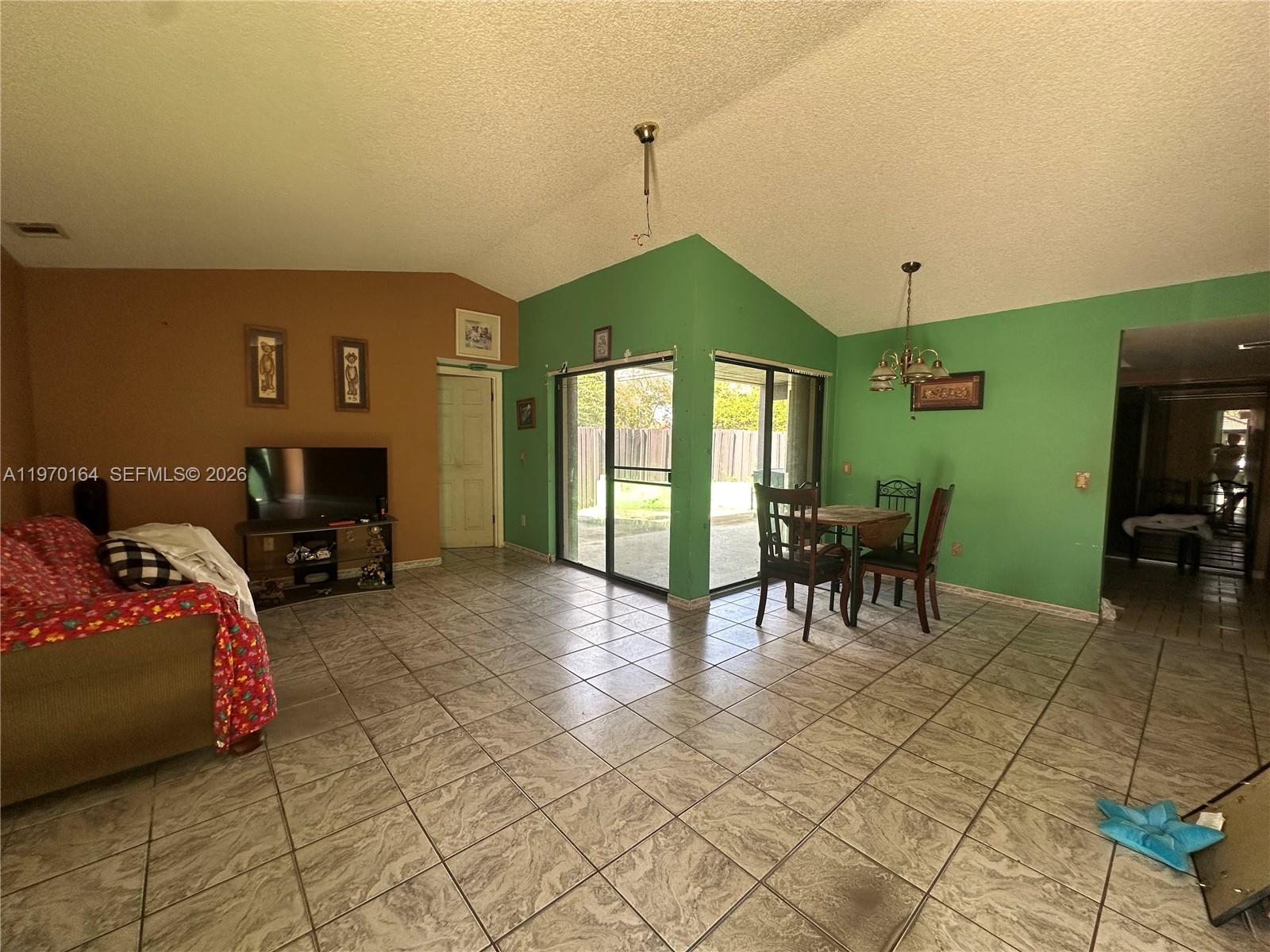 14975 Southwest 48th Terrace, Unit 25E Miami, FL 33185 - Photo 3 of 16