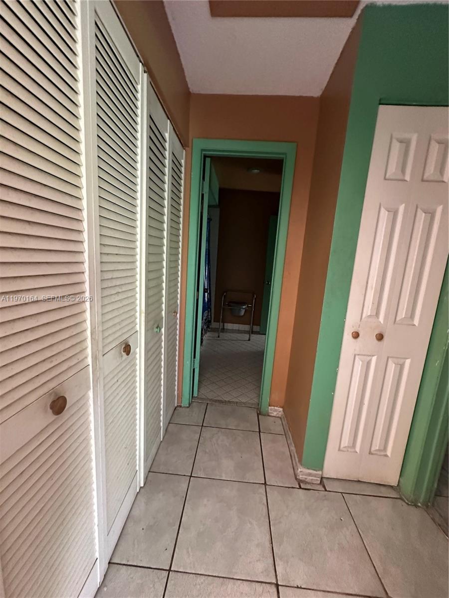 14975 Southwest 48th Terrace, Unit 25E Miami, FL 33185 - Photo 5 of 16