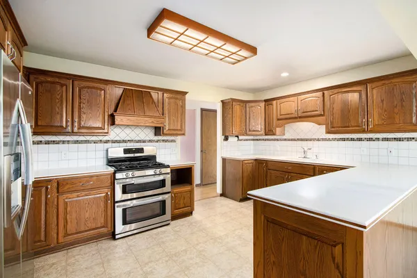 $650,000 | 8300 West X Avenue, Schoolcraft, MI 49087