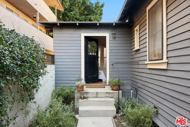 $1,700,000 | 1515 Echo Park Avenue, Los Angeles, CA 90026