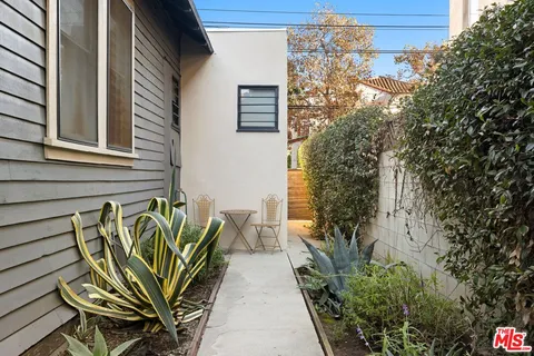 $1,700,000 | 1515 Echo Park Avenue, Los Angeles, CA 90026