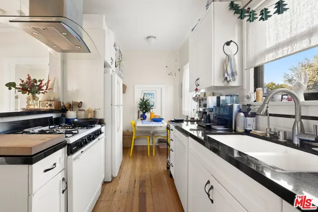 $1,700,000 | 1515 Echo Park Avenue, Los Angeles, CA 90026