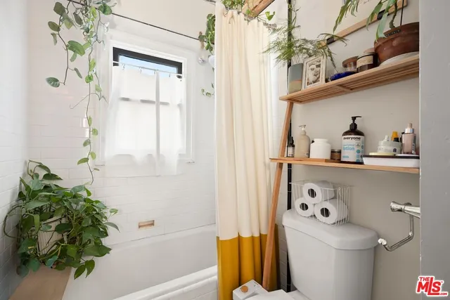 $1,700,000 | 1515 Echo Park Avenue, Los Angeles, CA 90026