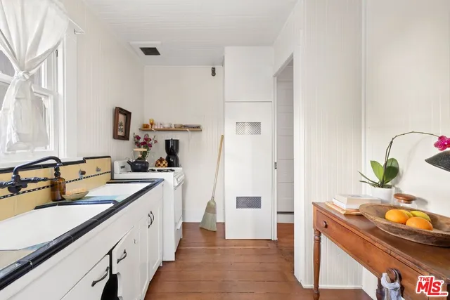 $1,700,000 | 1515 Echo Park Avenue, Los Angeles, CA 90026