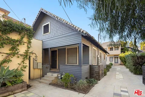 $1,700,000 | 1515 Echo Park Avenue, Los Angeles, CA 90026