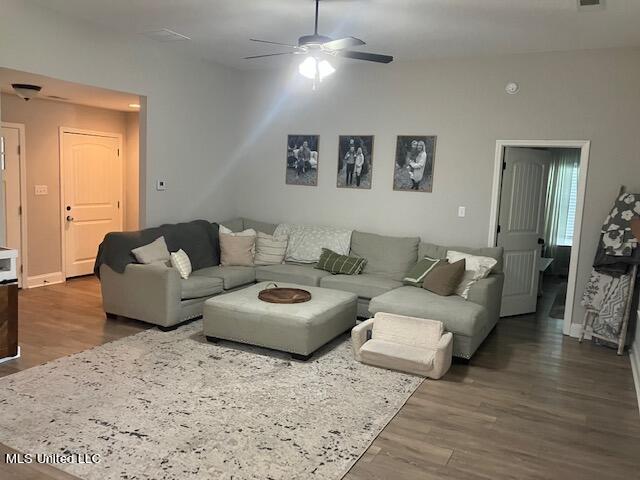 3065 Byhalia Road Hernando, MS 38632 - Photo 4 of 18 IMG_9806