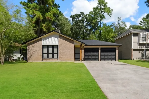 $3,100 | 23 Summer Crest Circle, The Woodlands, TX 77381