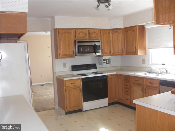 46 Sykesville Road Chesterfield, NJ 08515 - Photo 5 of 24 Gallery Image 5