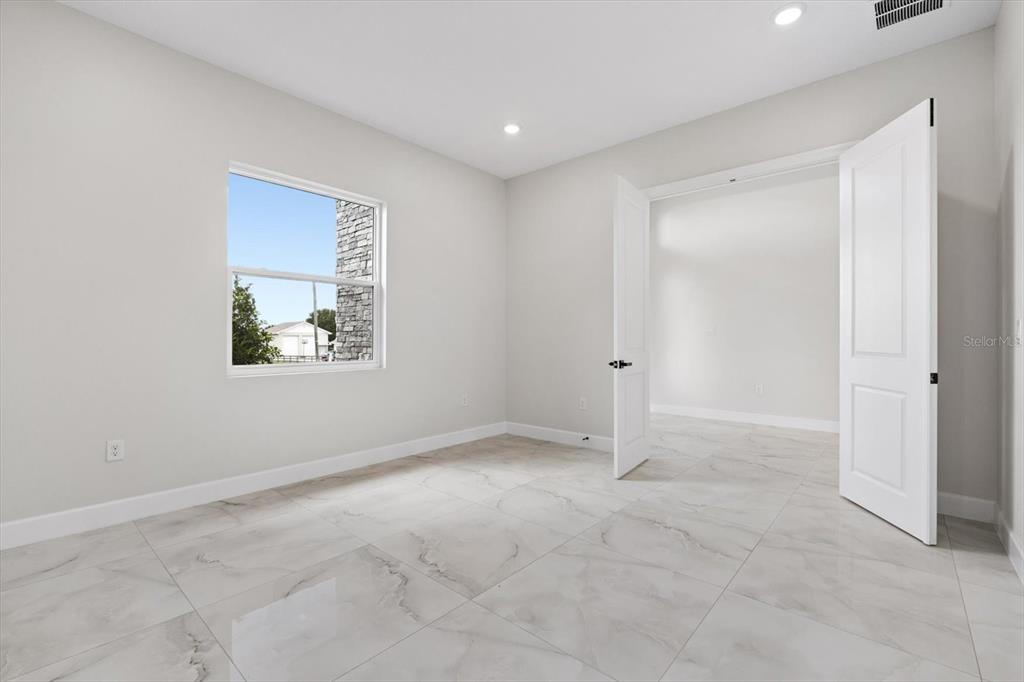 5302 Varn Road Plant City, FL 33565 - Photo 9 of 61 Gallery Image 9