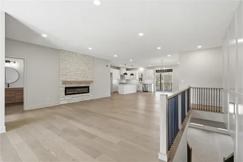 $795,000 | 1412 Northeast Ernest Way, Lee's Summit, MO 64086