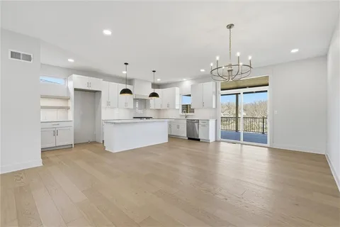 $795,000 | 1412 Northeast Ernest Way, Lee's Summit, MO 64086