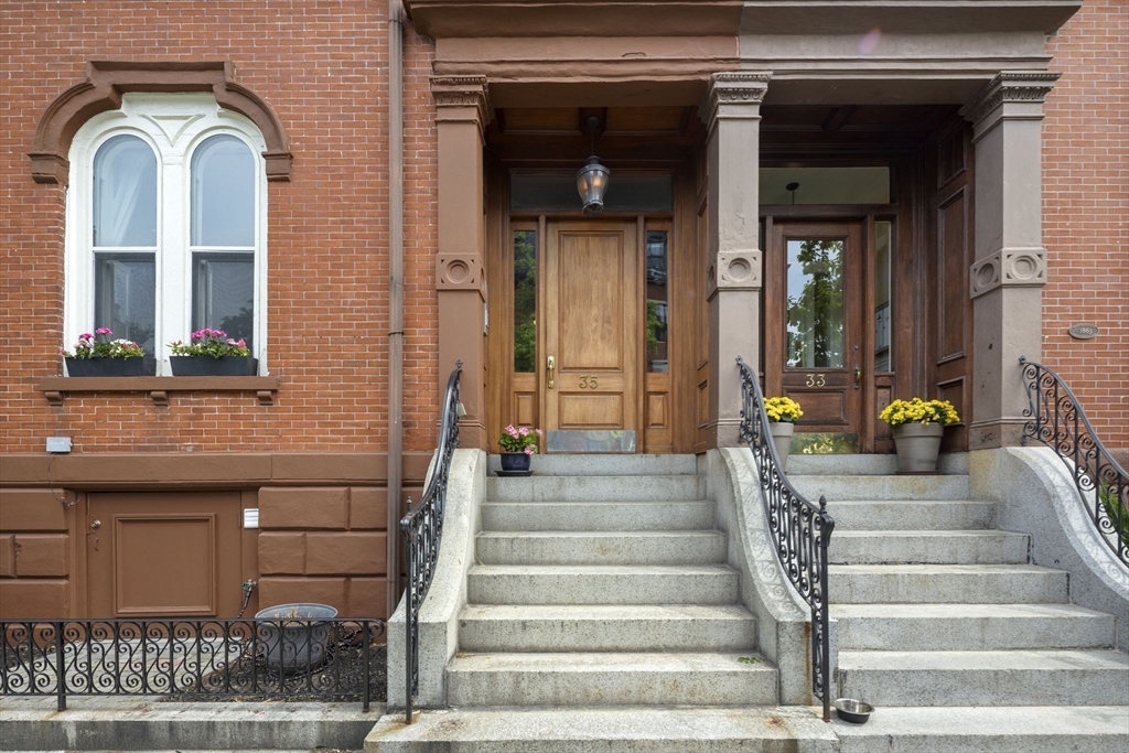 35 High Street, Unit 1 Boston, MA 02129 - Photo 29 of 33 a view of a building with entrance gate