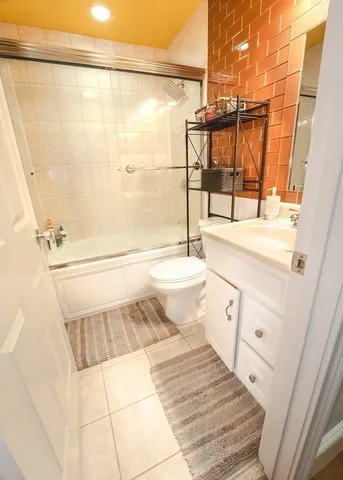 $3,600 | 15 Downer Court, Boston, MA 02122