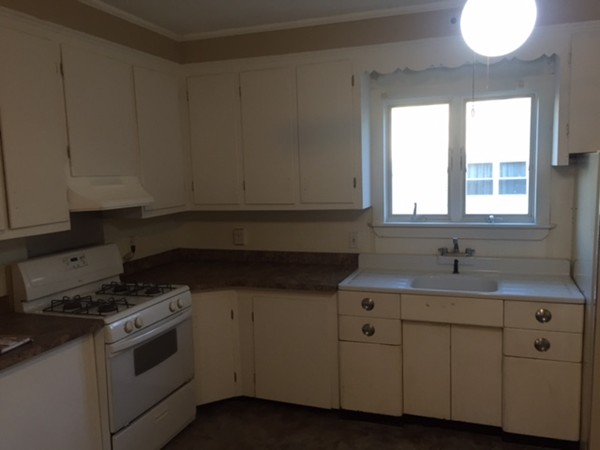 121 Cambridge Street Fall River, MA 02721 - Photo 4 of 12