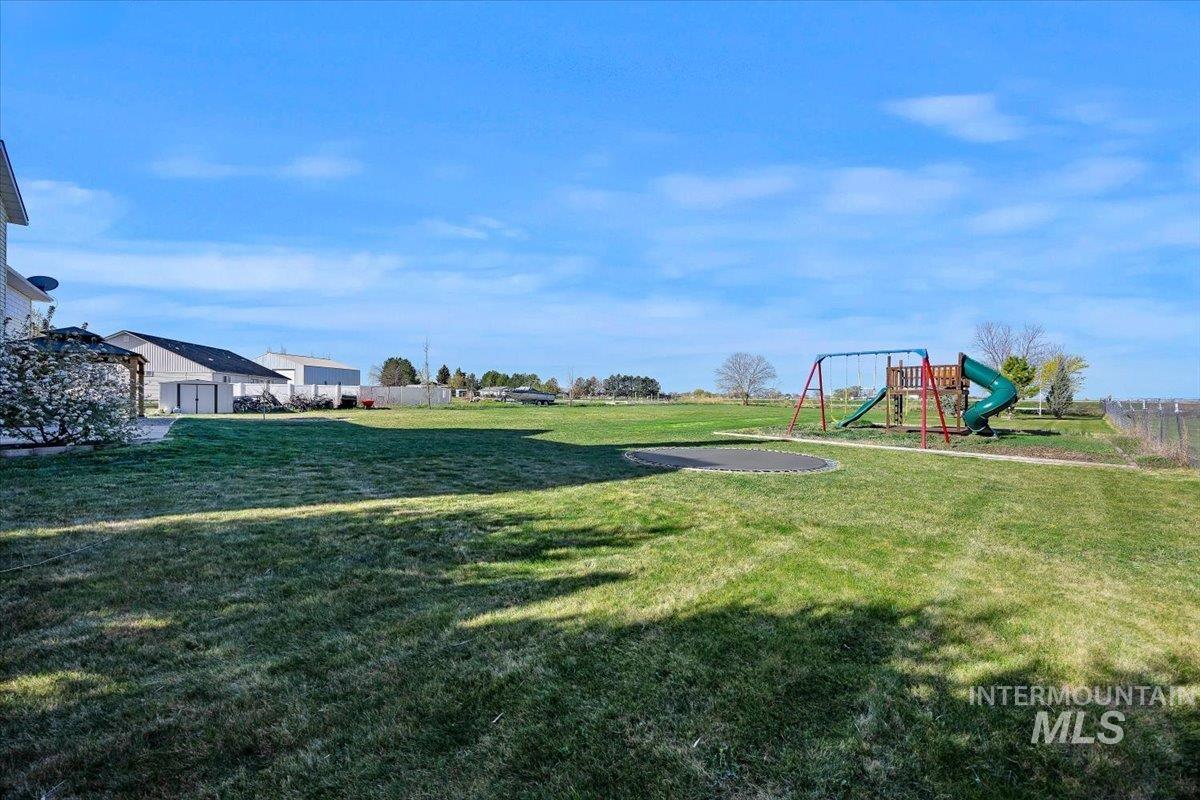 3813 North 2456 East Filer, ID 83328 - Photo 42 of 50 View of grassy yard