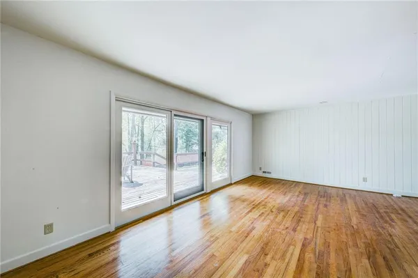 $1,595,000 | 378 Hillside Drive Northwest, Atlanta, GA 30342