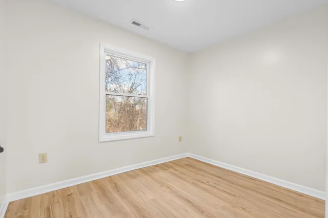 $275,000 | 328 Monument Drive, Staunton, VA 24401