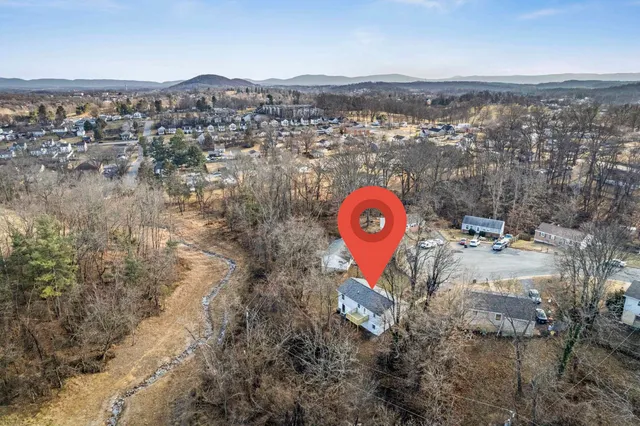 $275,000 | 328 Monument Drive, Staunton, VA 24401