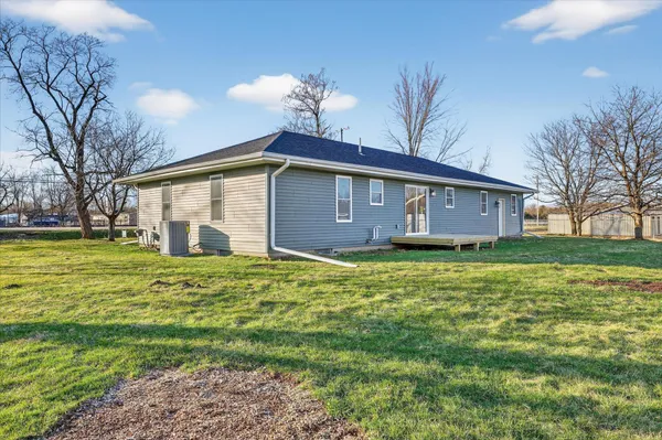 $314,900 | 325 East Battle Creek Street, Galesburg, MI 49053