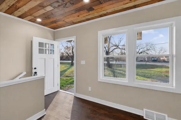 $314,900 | 325 East Battle Creek Street, Galesburg, MI 49053