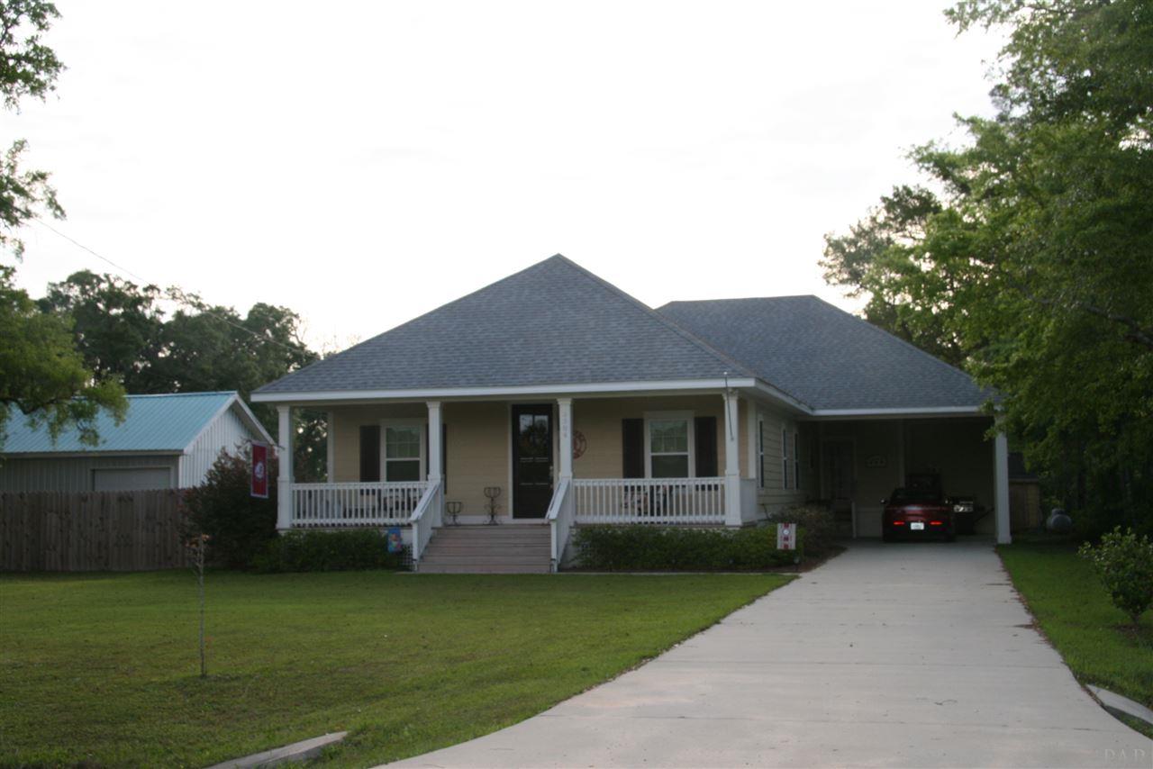 3304 Robinson Point Road Milton, FL 32583 - Photo 1 of 32
