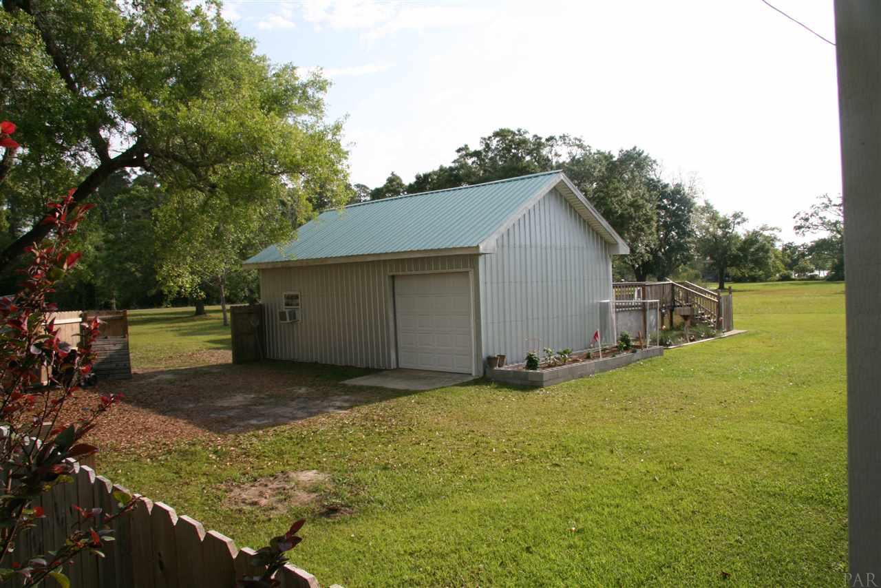 3304 Robinson Point Road Milton, FL 32583 - Photo 27 of 32