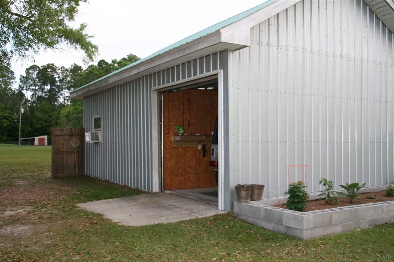 3304 Robinson Point Road Milton, FL 32583 - Photo 29 of 32
