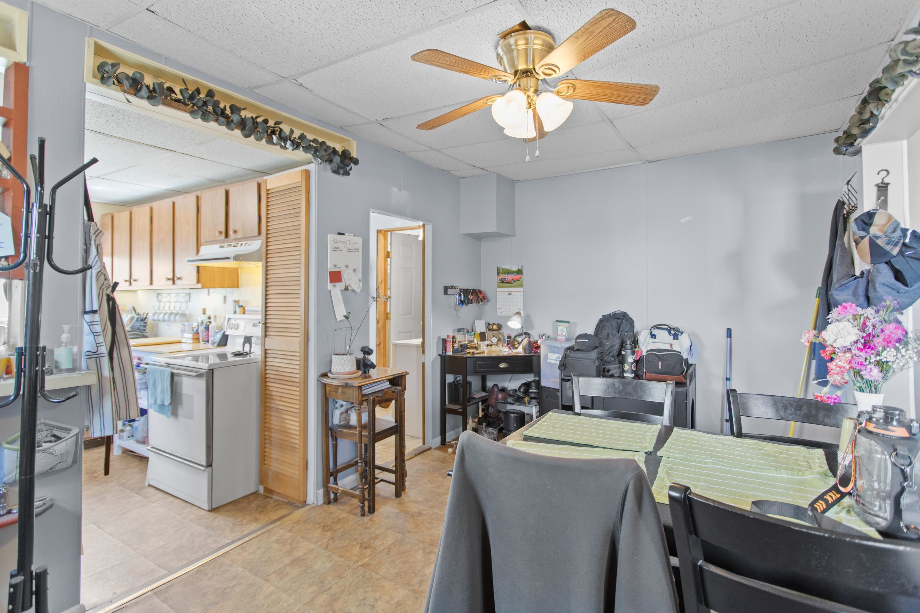 140 Douglas Street Manchester, NH 03102 - Photo 11 of 35