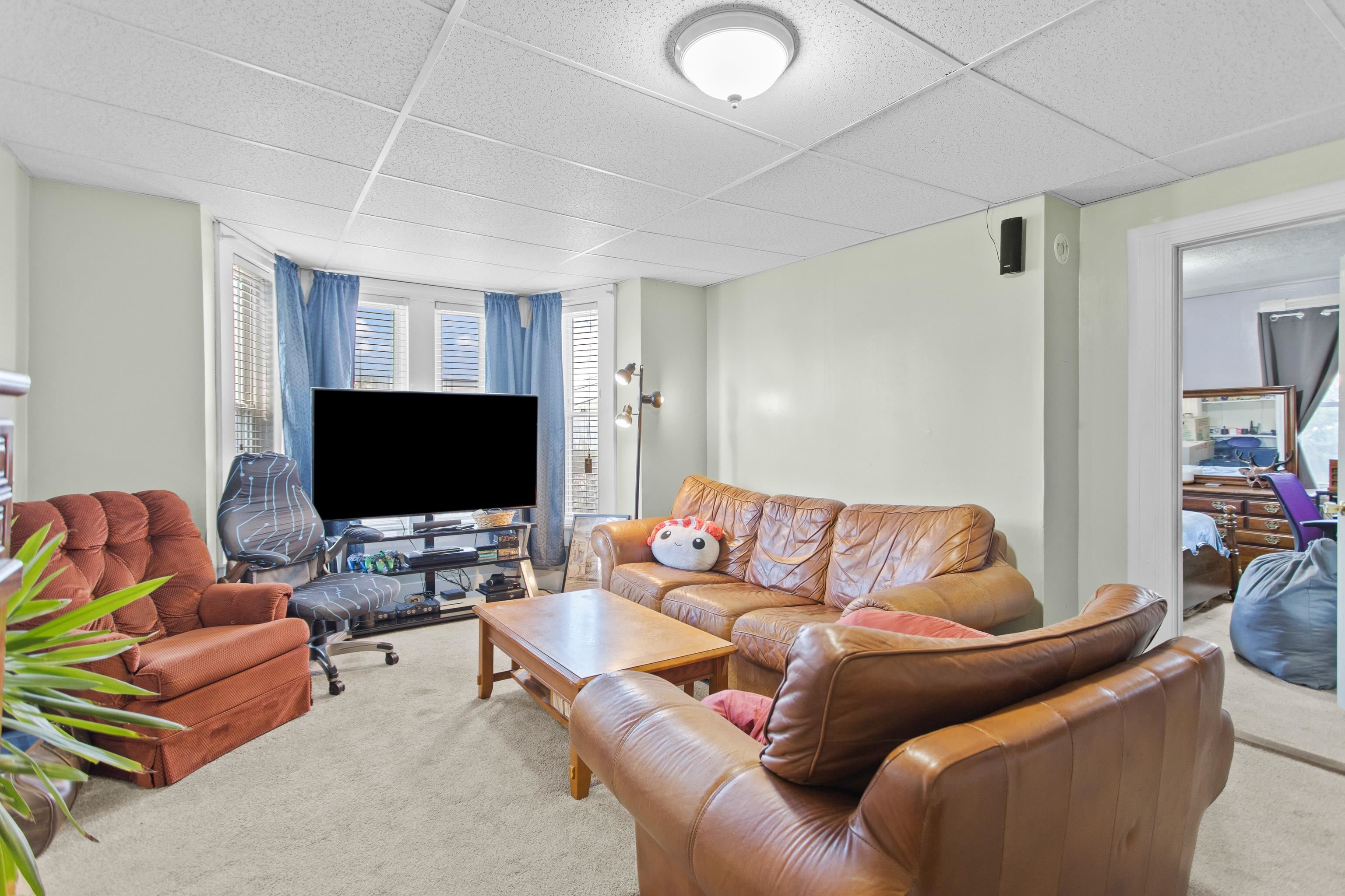 140 Douglas Street Manchester, NH 03102 - Photo 22 of 35