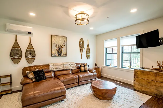 $1,175,000 | 239 Skimobile Road, Unit 304, Conway, NH 03860