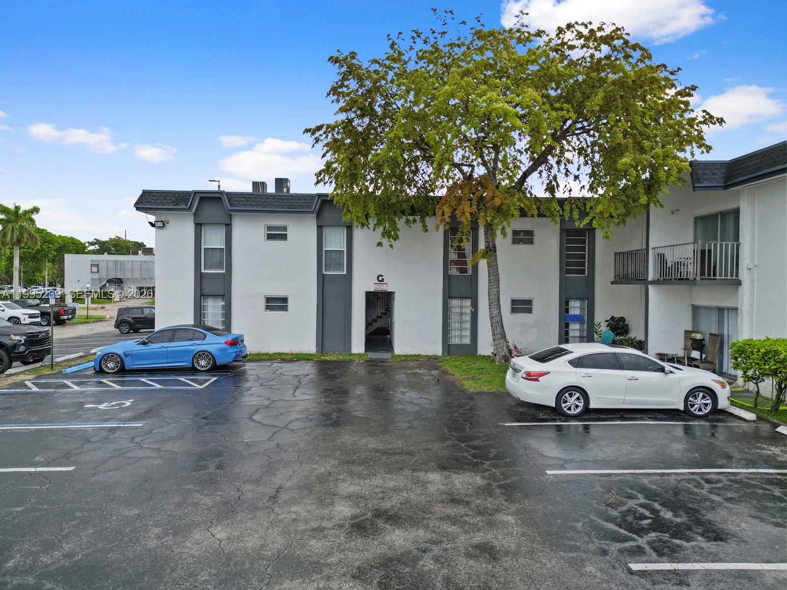 7220 Southwest 94th Place, Unit G3 Miami, FL 33173 - Photo 24 of 35