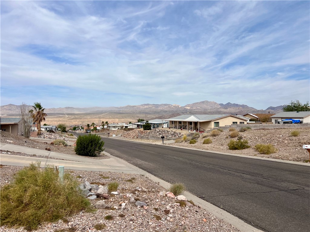 3370 Ridge View Avenue Bullhead City, AZ 86429 - Photo 5 of 10 a view of a sky from a balcony