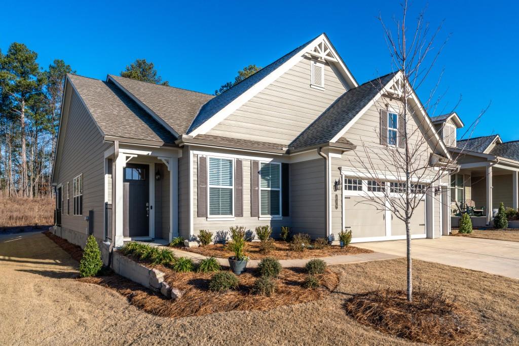 226 Geneva Way Hoschton, GA 30548 - Photo 4 of 84