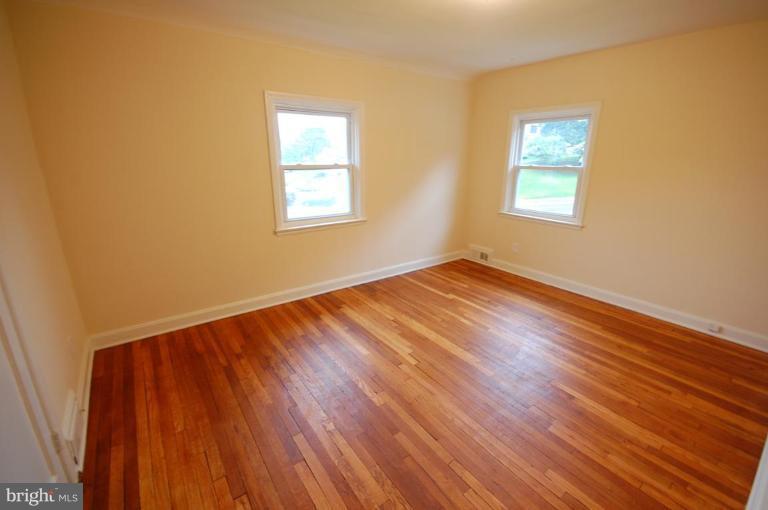 1648 Pentwood Road Baltimore, MD 21239 - Photo 10 of 21 Master Bedroom