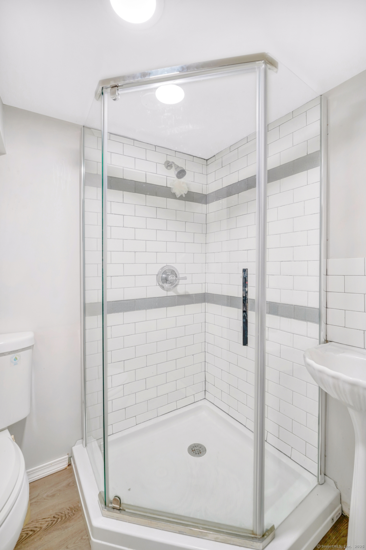 701 Bucks Hill Road Waterbury, CT 06704 - Photo 12 of 20 a bathroom with a shower and toilet