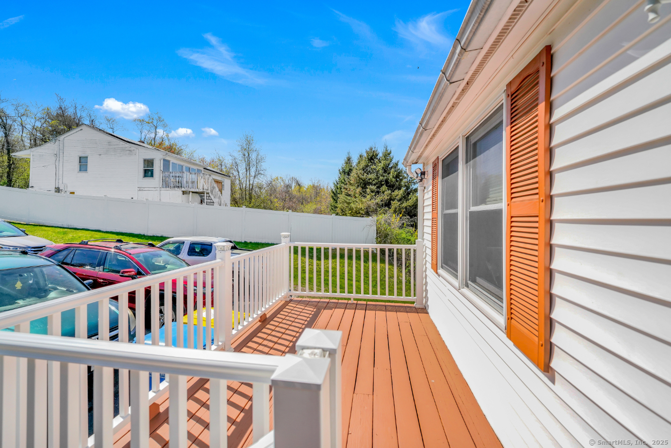 701 Bucks Hill Road Waterbury, CT 06704 - Photo 17 of 20 a view of balcony with small garden
