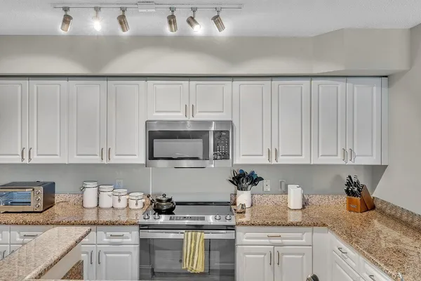 $3,500 | 3606 South Ocean Boulevard, Unit 205, Highland Beach, FL 33487