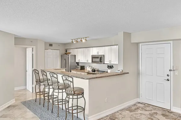 $3,500 | 3606 South Ocean Boulevard, Unit 205, Highland Beach, FL 33487