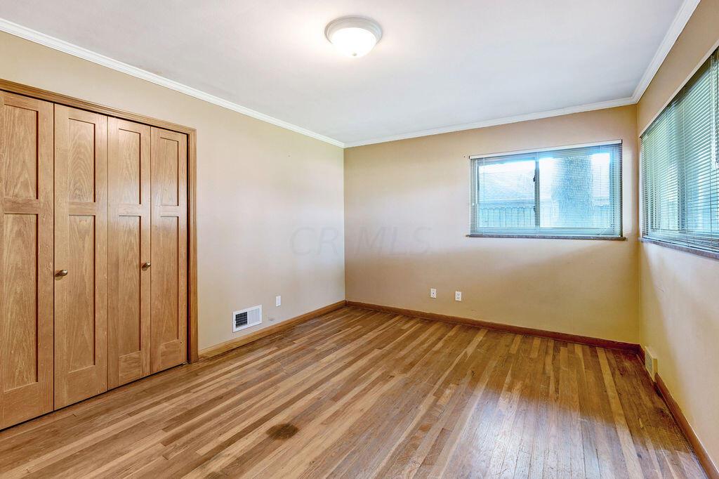 3056 Herrick Road Columbus, OH 43221 - Photo 13 of 48