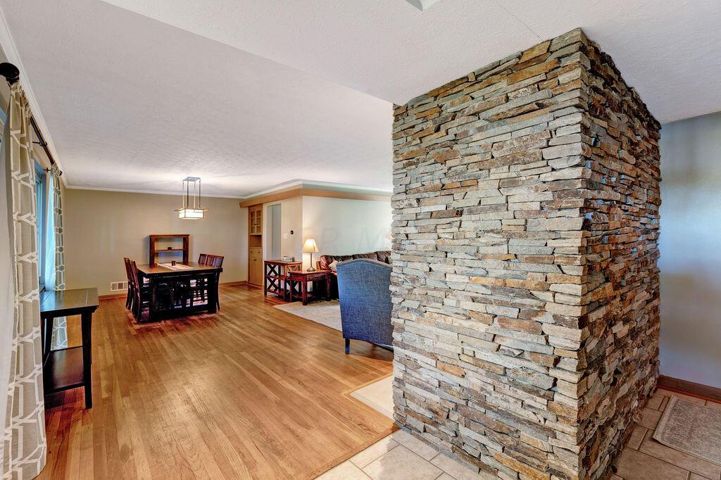 3056 Herrick Road Columbus, OH 43221 - Photo 28 of 48