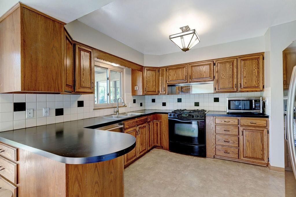 3056 Herrick Road Columbus, OH 43221 - Photo 30 of 48